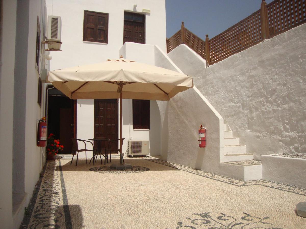 Sarris Studios & Apartments Líndos Екстериор снимка