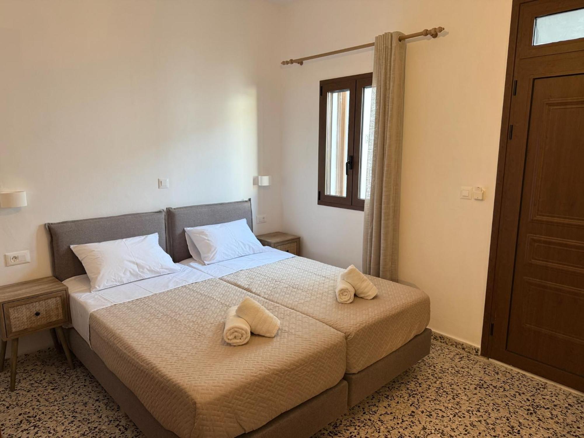 Sarris Studios & Apartments Líndos Екстериор снимка