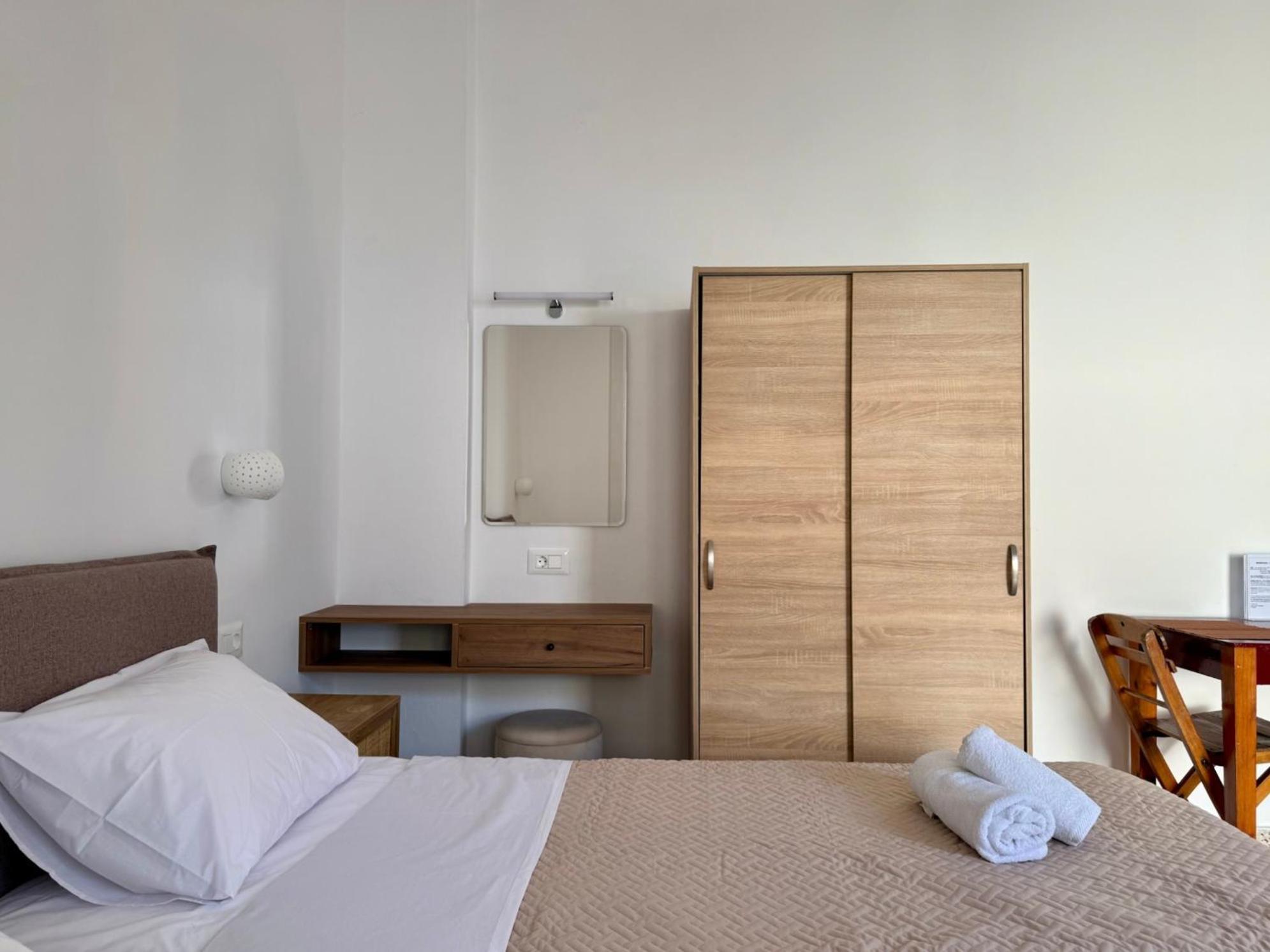 Sarris Studios & Apartments Líndos Екстериор снимка