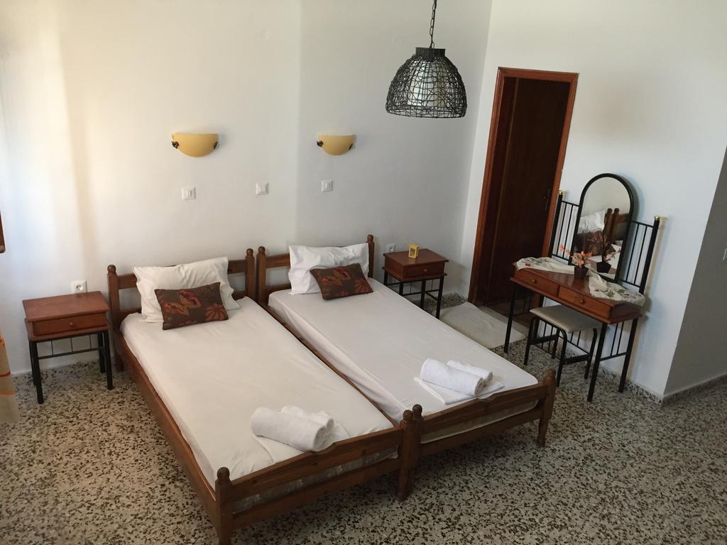 Sarris Studios & Apartments Líndos Екстериор снимка
