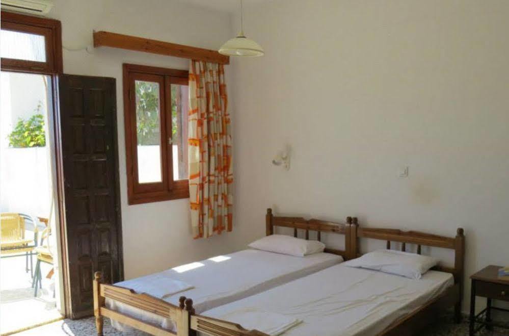 Sarris Studios & Apartments Líndos Екстериор снимка